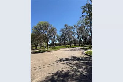 7807 Elm Tree Court, Sugar Land, TX 77479 - Photo 37
