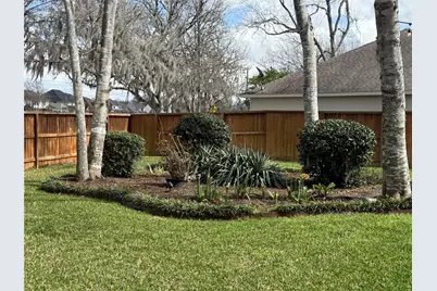 7807 Elm Tree Court, Sugar Land, TX 77479 - Photo 23