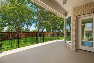 7807 Elm Tree Ct, Sugar Land, TX 77479 - Photo 7