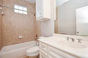 3715 Main Plaza Dr, Houston, TX 77025 - Photo 29