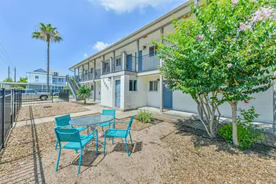2002 27th Street #3, Galveston, TX 77550 - Photo 3