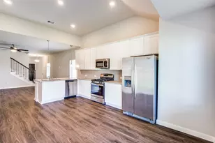 17684 Tree of Heaven, Conroe, TX 77385 - Photo 5