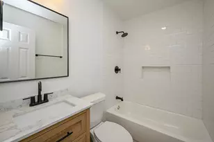 4710 Hershe St, Houston, TX 77020 - Photo 9