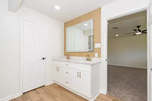 3710 Windsor Dr, Deer Park, TX 77536 - Photo 9