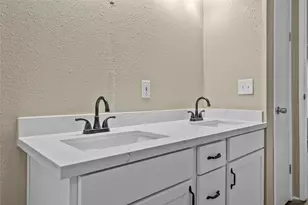 12902 Indian Ridge Dr, Dayton, TX 77535 - Photo 21