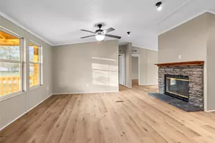 12902 Indian Ridge Dr, Dayton, TX 77535 - Photo 9