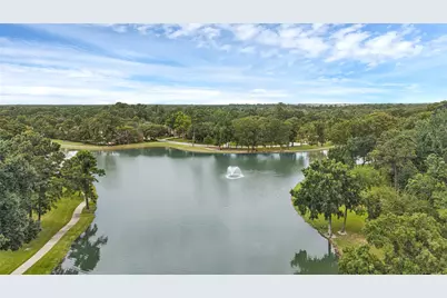 12911 Chalfield Circle, Houston, TX 77044 - Photo 35
