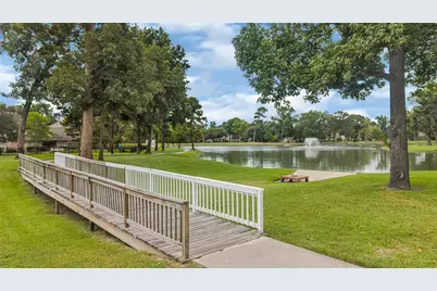 12911 Chalfield Circle, Houston, TX 77044 - Photo 33