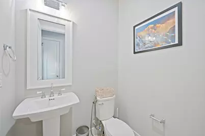 1324 W Pierce St, Houston, TX 77019 - Photo 11