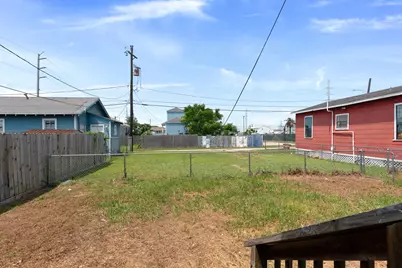 4324 Ball, Galveston, TX 77550 - Photo 13