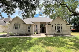 5407 Oak Cove Dr, Houston, TX 77091 - Photo 1