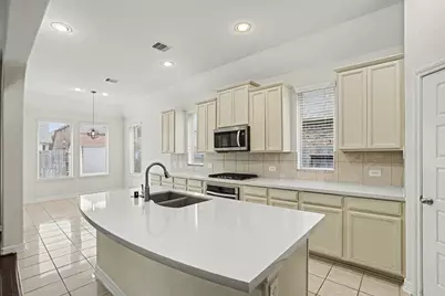 9411 Chase Hollow Lane, Cypress, TX 77433 - Photo 13