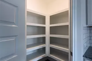 8015 Virginia Dr, Richmond, TX 77406 - Photo 7