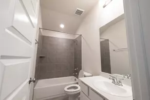 8015 Virginia Dr, Richmond, TX 77406 - Photo 11