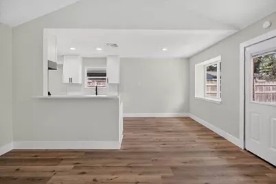 6111 Sunnygate Drive, Spring, TX 77373 - Photo 7