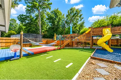 409 Dunnam Avenue, Cleveland, TX 77327 - Photo 5