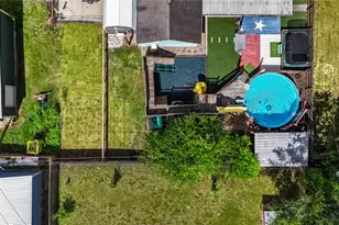 409 Dunnam Ave, Cleveland, TX 77327 - Photo 45