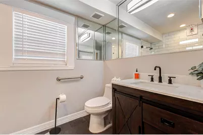 3205 Eastex Freeway, Houston, TX 77026 - Photo 27