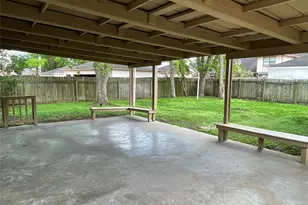 2914 Arrowhead Dr, Sugar Land, TX 77479 - Photo 11