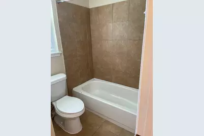 2914 Arrowhead Drive, Sugar Land, TX 77479 - Photo 17