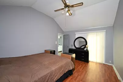 13102 Richmond Avenue, Houston, TX 77082 - Photo 9