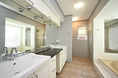 13102 Richmond Avenue, Houston, TX 77082 - Photo 15