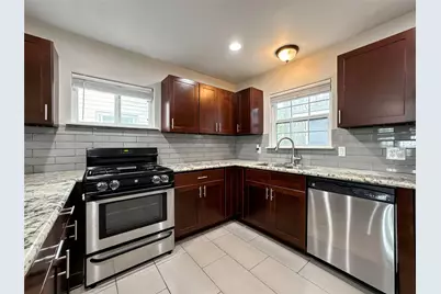 2902 Elser Street, Houston, TX 77009 - Photo 9