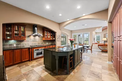 7 Cotillion Court, The Woodlands, TX 77382 - Photo 19