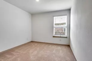 8003 Black Forest Ln, Rosharon, TX 77583 - Photo 9