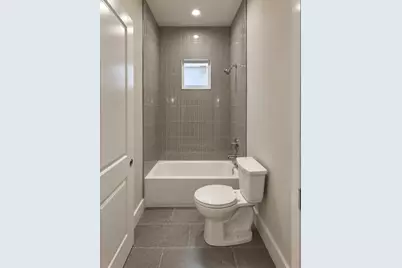 5225 Hillman Street #D, Houston, TX 77023 - Photo 13