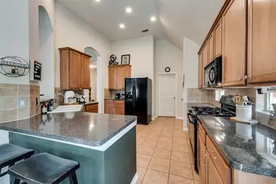 7018 Paradise Park Bend, Richmond, TX 77407 - Photo 9