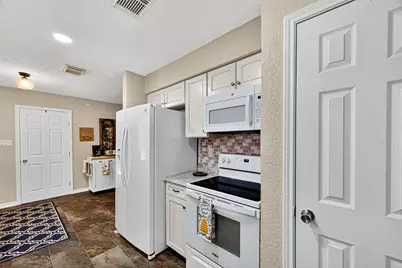 16903 Paint Rock Road, Friendswood, TX 77546 - Photo 19