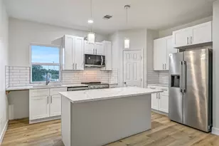 3009 Ave M 1/2, Galveston, TX 77550 - Photo 39