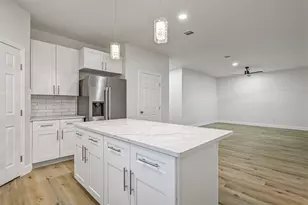 3009 Ave M 1/2, Galveston, TX 77550 - Photo 43