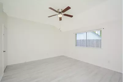 6650 Grove Field Lane, Houston, TX 77084 - Photo 11