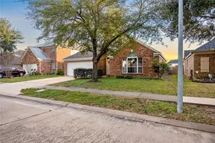 15410 Redbud Dale Ct, Cypress, TX 77429 - Photo 31