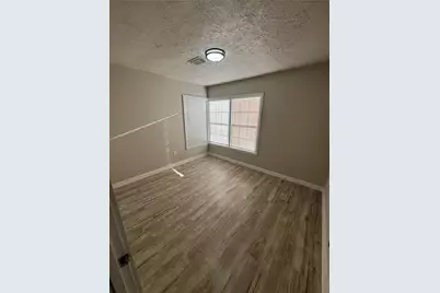 1221 Parkway Street, Baytown, TX 77520 - Photo 9