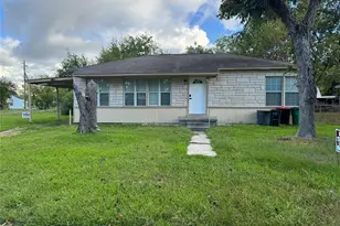 1221 Parkway St, Baytown, TX 77520 - Photo 1