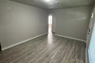 1221 Parkway St, Baytown, TX 77520 - Photo 5