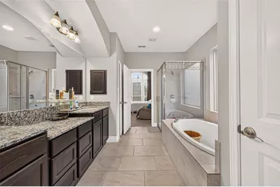 13813 Crystal Harbor Ln Lane, Pearland, TX 77584 - Photo 35
