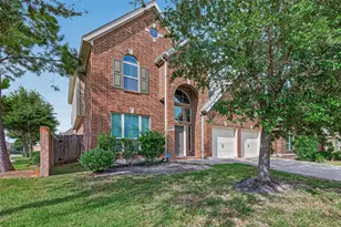 13813 Crystal Harbor Ln Ln, Pearland, TX 77584 - Photo 3