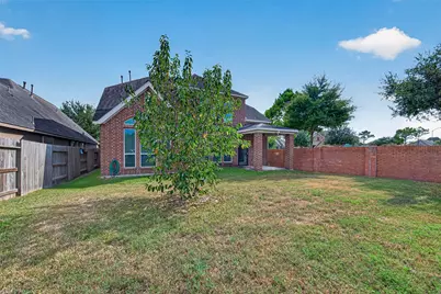 13813 Crystal Harbor Ln Lane, Pearland, TX 77584 - Photo 45