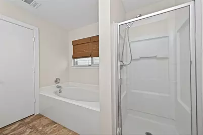 21090 Aldens Oak, Kingwood, TX 77339 - Photo 15