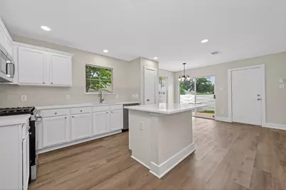 21090 Aldens Oak, Kingwood, TX 77339 - Photo 5