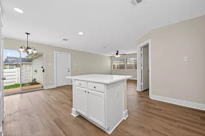 21090 Aldens Oak, Kingwood, TX 77339 - Photo 7