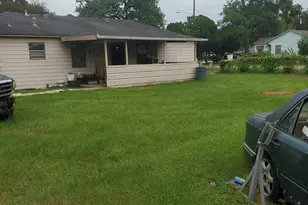8038 Talton St, Houston, TX 77028 - Photo 17