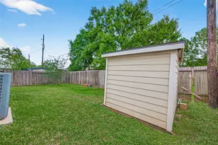 410 Collins Rd, Richmond, TX 77469 - Photo 39