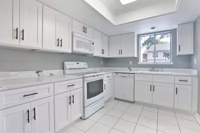 5005 Georgi Lane #161, Houston, TX 77092 - Photo 7