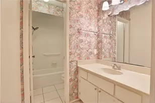 5005 Georgi Ln, Houston, TX 77092 - Photo 19
