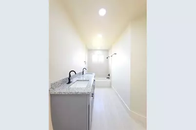 6706 Dinner Creek Court, Katy, TX 77449 - Photo 17